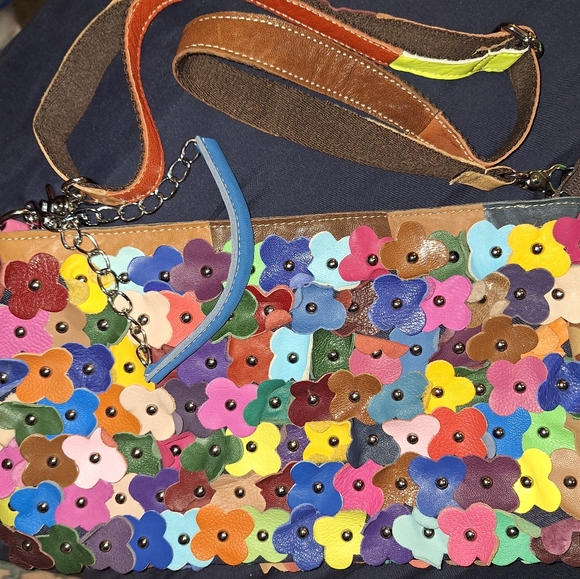 Colorful Flowers Ameri-Leather Purse - Picture 1 of 7